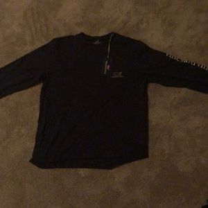 Long sleeve vineyard vines T-shirt. Size boys XL